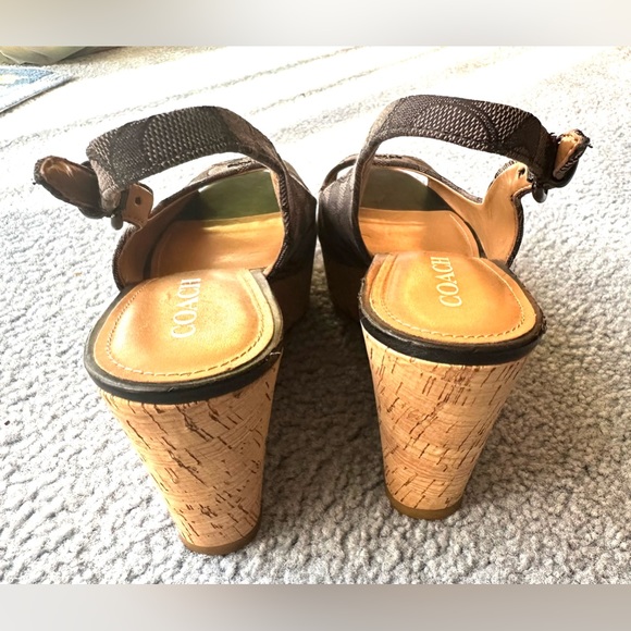 Coach Ferry Signature Wedge Sandal Size 8.5 - Picture 3 of 4